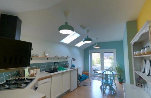 Tywyn House | Romantic coastal getaway with hot tub & log burner