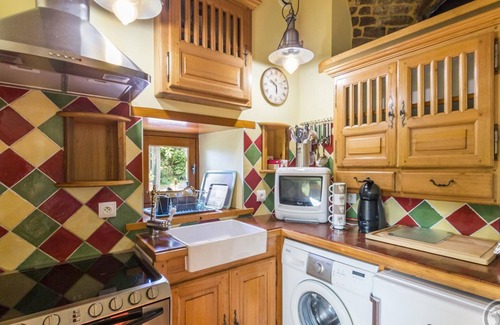 Gavray Apartment | Romantic getaway in a detached house in Gavray-sur-Sienne