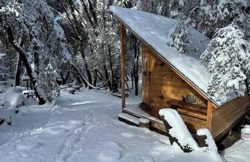 Oakhurst Cabin | Romantic Glamping by Yosemite!
