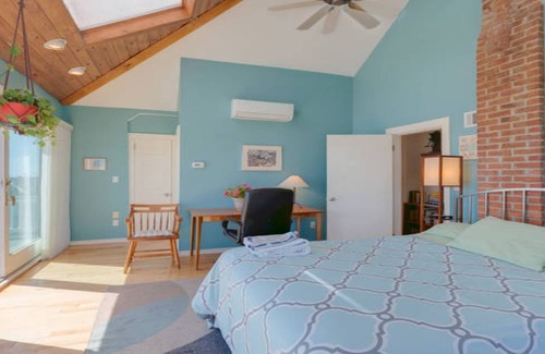 Swampscott House | Romantic Ocean & Boston Skyline Views - From an Exclusive Outdoor Hot Tub!
