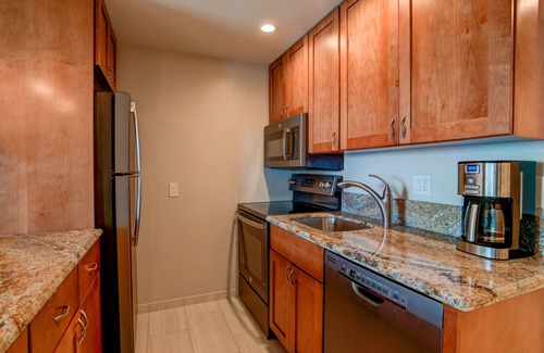 Historic Lahaina Front Street Apartment | Romantic Oceanfront Condo at Lahaina Shores with Sweeping Ocean Views