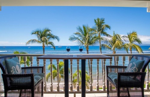 Historic Lahaina Front Street Apartment | Romantic Oceanfront Condo at Lahaina Shores with Sweeping Ocean Views