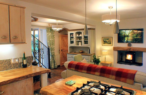 Beckermet House | Romantic, quirky Cumbrian cottage, large gardens & parking