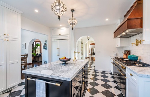 North Arroyo House | Romantic Spanish Mansion In Pasadena!