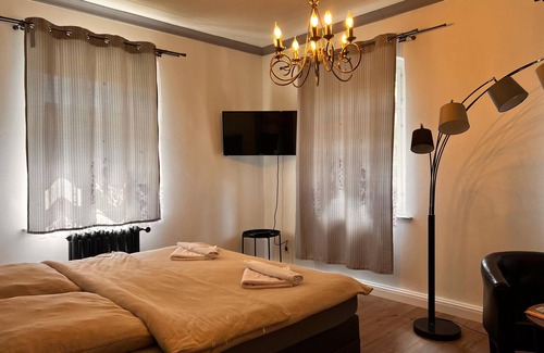 Grossschoenau Bed & Breakfast | Romantic Villa with Exclusive Spa Area Amidst a Mountain Landscape