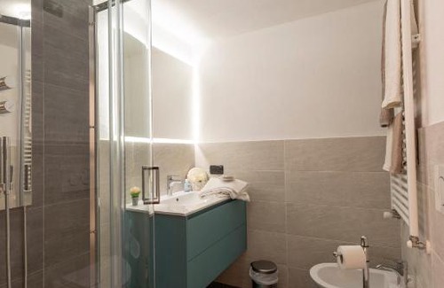 Valtournenche Apartment | Romantica camera