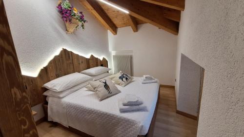 Grosio Apartment | Romantico - SAUNA- il tuo week end di coppia in Valtellina-
