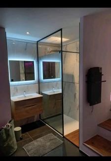 Charleville-Mezieres Apartment | Romantique room