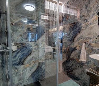 Sankt Urban Apartment | Romantisches Bergapartment - Luxus Studio auf der Simonhöhe