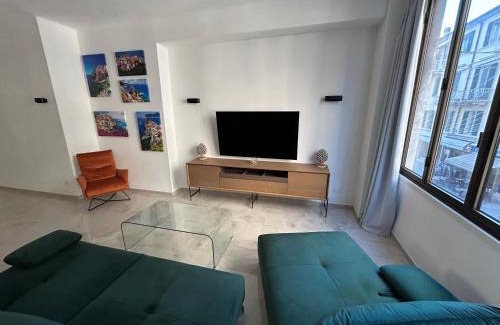 La Spezia Historic Centre Apartment | RomeoLoft
