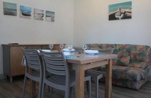 La Tremblade Apartment | Ronce-les-Bains - APPARTEMENT 1er ETAGE gauche - 90m de la PLAGE