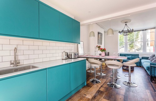 Hove House | Roof Garden House, close to the centre of town and the beach
