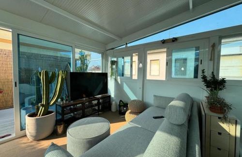 Marina Centro Apartment | ROOFTOP-MarinaCentro-Unique-Beach-Fun-Smart-LoveApt-Train-Park