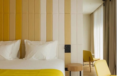 Sao Jorge de Arroios Hotel | Rooftop Pool, Magical Light Show & Lisbon’s History at Your Doorstep