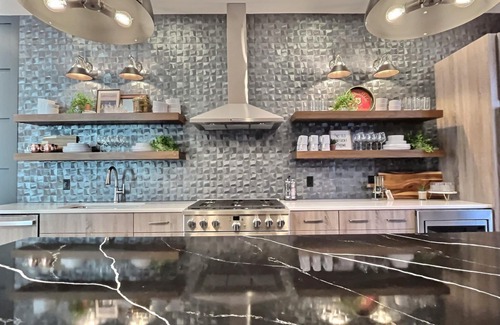 Cherokee Triangle Apartment | Rooftop & Pub Suites @ Bungalou + Bourbon Bar + Gameyard