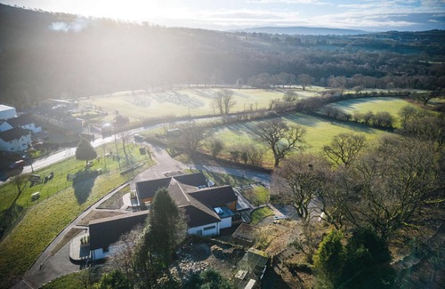 Pen-y-cae Apartment | Room 14 - The Sleeping Giant - Pen Y Cae Inn
