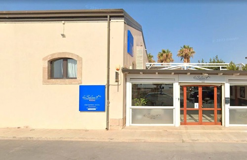 Marzamemi Apartment | Room 205 at 'Le Saline Rooms Marzamemi' with Wi-Fi and Air Conditioning