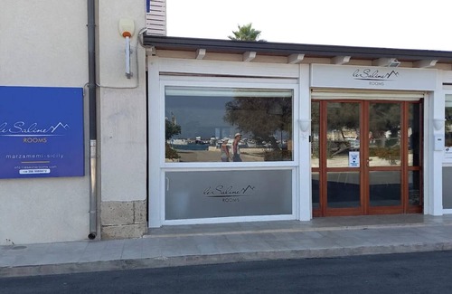 Marzamemi Apartment | Room 205 at 'Le Saline Rooms Marzamemi' with Wi-Fi and Air Conditioning