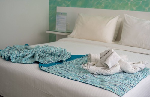 Punta Hansa Hotel | Room accommodation for 2 people with breakfast, on the beach.