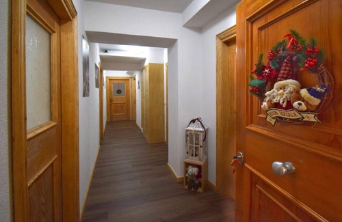 Comelico Superiore Apartment | Room 'Candide' with Wi-Fi