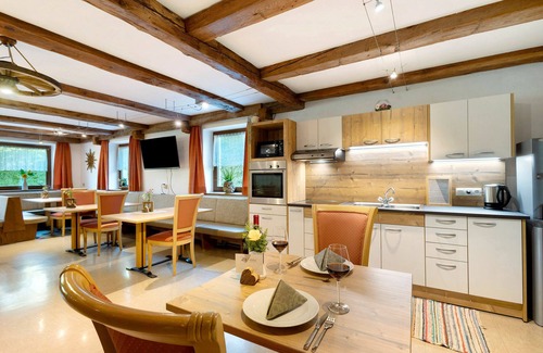 Valle Aurina Apartment | Room 'Ederhof 5' with Mountain View, Shared Terrace and Wi-Fi