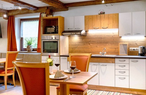 Valle Aurina Apartment | Room 'Ederhof 5' with Mountain View, Shared Terrace and Wi-Fi