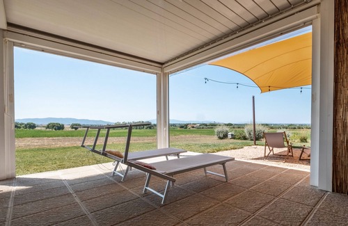 Magliano in Toscana Apartment | Room 'Giusti - 3 Leccio' with Shared Garden, Wi-Fi and Air Conditioning