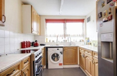 Clapton House | Room in a lovely fat available to rent
