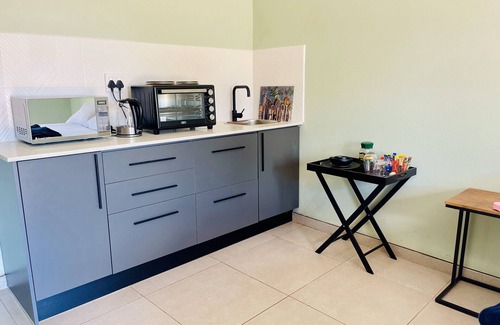 Northam House | Room in B&B - Trendybliss Guest House - N0296