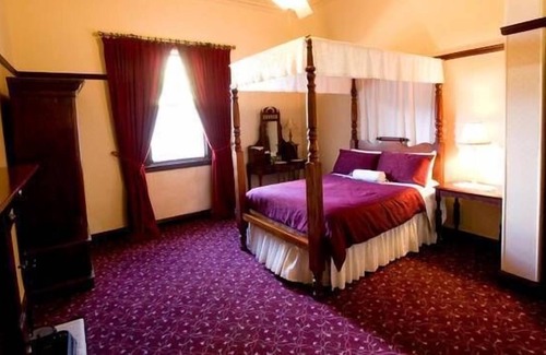 Dubbo House | Room in Historic Ranelagh House on acres, 2 km to CBD