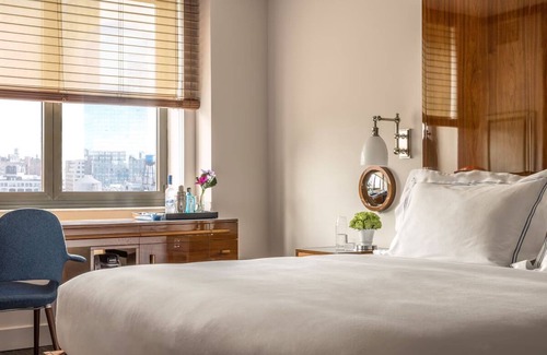 Hudson Square Hotel | Room in NYC: Experience Gastronomic Delights at Trendy Hotel in Heart of SoHo