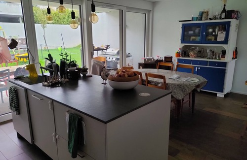 Courtepin House | Room in our family home, close to the station and services