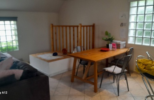 Auxerre House | Room in spacious house
