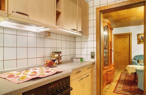 Bad Griesbach im Rottal Apartment | Room 'Landhaus Strell - Zimmer 2' with Shared Terrace, Shared Garden and Wi-Fi