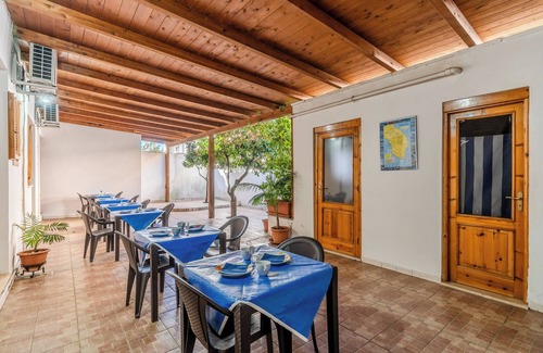 Presicce Apartment | Room 'La Saracina - Camera 1' with Shared Terrace, Wi-Fi and Air Conditioning