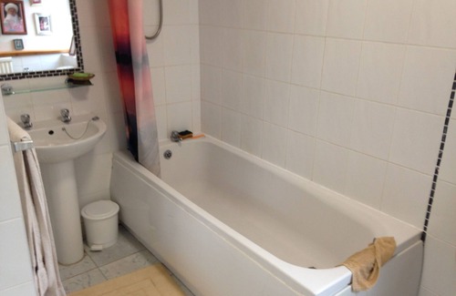 Collingham House | Room-large Home in Prime Location for al