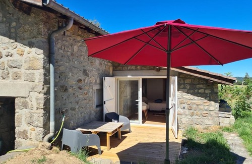 Saint-Romain-Lachalm Bed & Breakfast | Room lover Les Chaizes