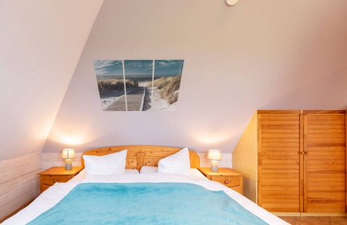 West Husum Apartment | Room Maashof Nis Puck in Husum for up to 2 people