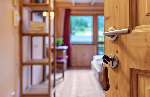 Rio Bianco Apartment | Room 'Naturidyll Mitterbach 9' with Mountain View, Shared Garden and Wi-Fi