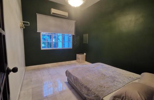 Sungai Petani Hotel | Room Only - Simple Quiet Residential Bungalow 5,403sqft