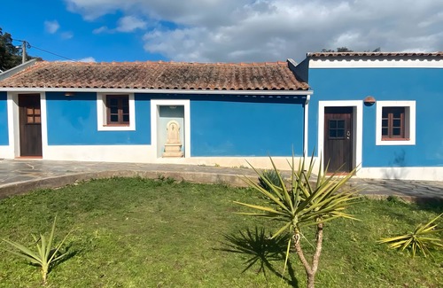Santiago do Cacem Apartment | Room 'Quarto 1' with Shared Pool, Shared Garden and Wi-Fi