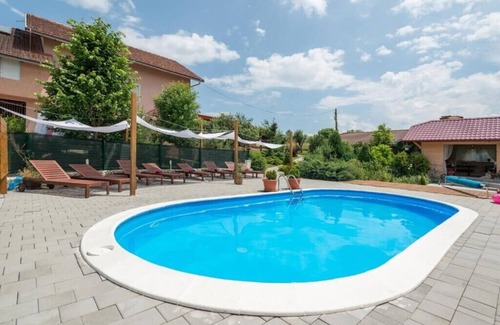 Rakovica Apartment | Room Sanja 6 with shared pool