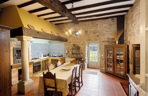 Moimenta da Beira Apartment | Room 'Superior Double Or Twin' with Shared Garden and Wi-Fi