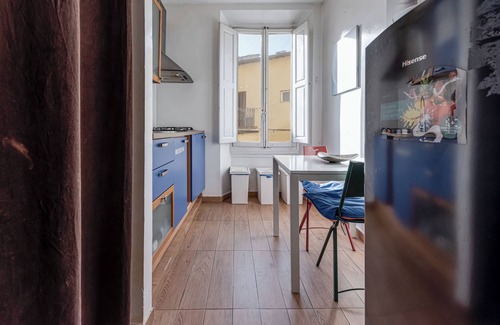 Le Cure Apartment | Room 'White Guest House' with Wi-Fi and Air Conditioning