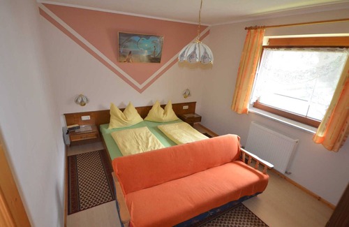 Buch in Tirol Apartment | Room with breakfast (2) - Haus Pfandler