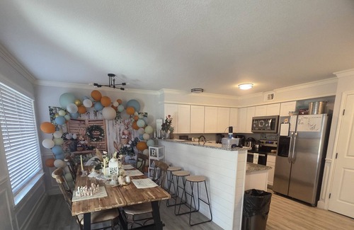 Cibolo House | Room with private entrance shared living spaces G with Pool