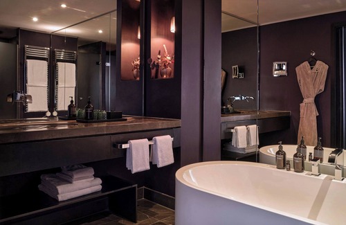 Gutleutviertel Hotel | Roomers Frankfurt Central, Autograph Collection