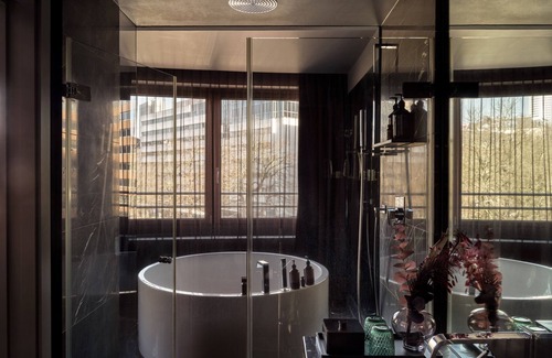 Gutleutviertel Hotel | Roomers Frankfurt Central, Autograph Collection