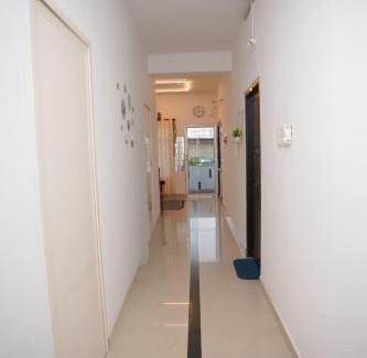 Thiruvananthapuram Hotel | Roomify Inn