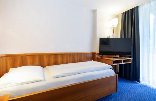 Waldkirchen Hotel | Roomingtons Karoli Waldkirchen